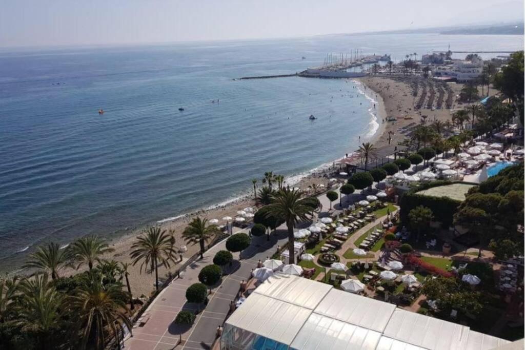 Marbella Beach & Center Exterior photo